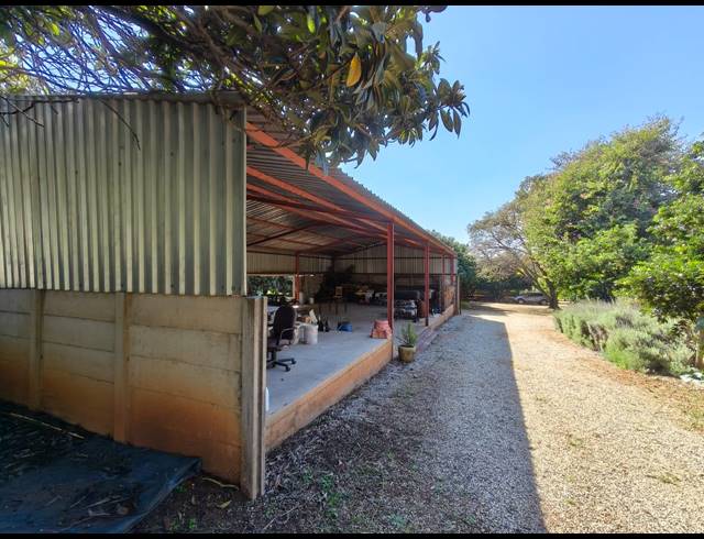 3.50HA SMALLHOLDING FOR SALE IN WATERKLOOF AH
